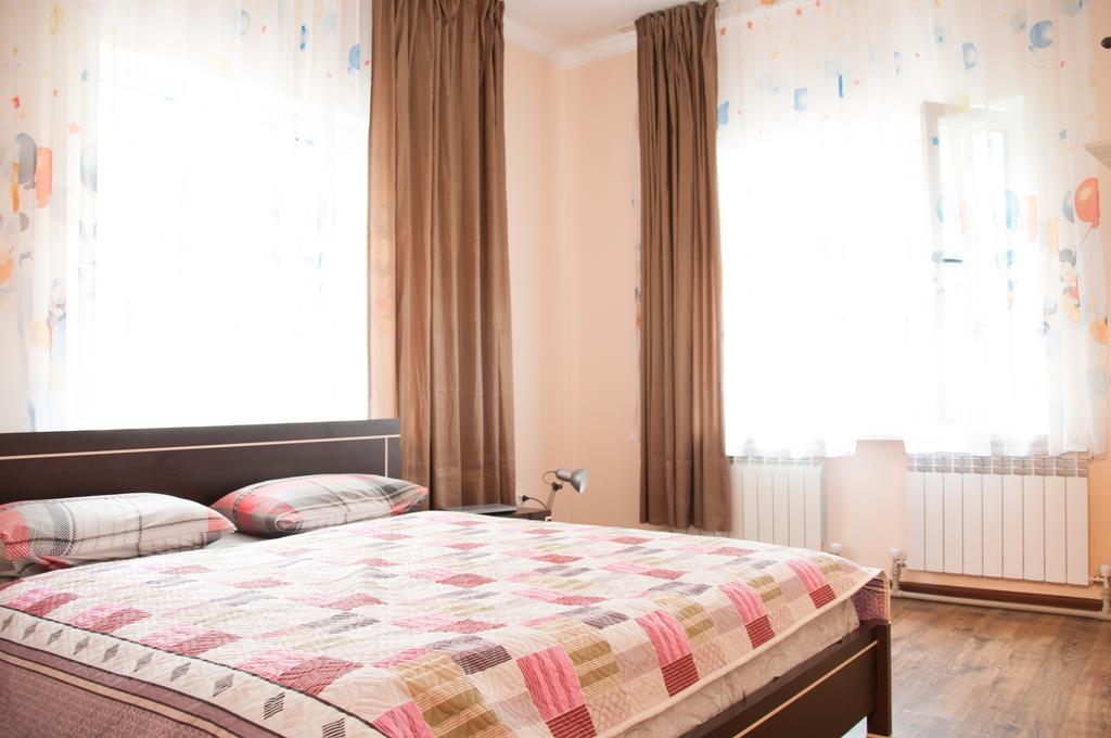 Хостел Almaty Backpackers Номер фото