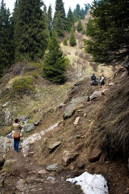 Хостел Almaty Backpackers Экстерьер фото