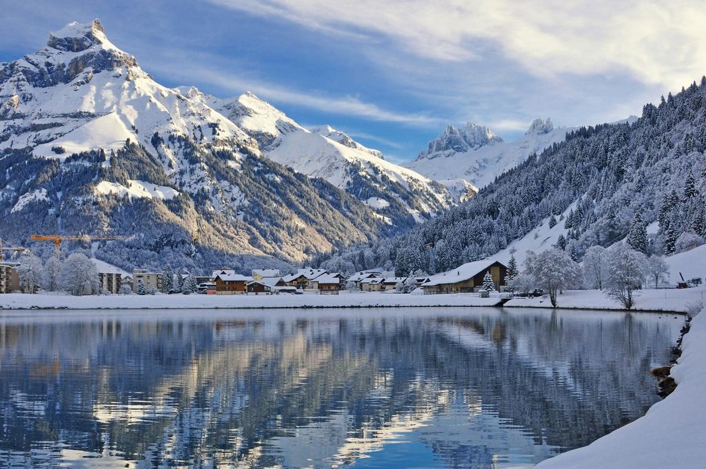Хостел Almaty Backpackers Экстерьер фото